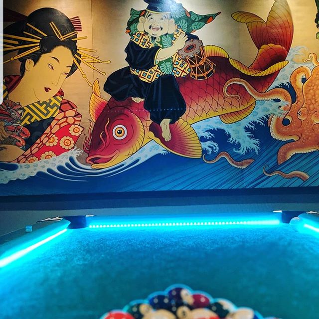 Kampai!! 🥂 Let us host your next event/party, and we even have room for a #pooltable! DM us for more info 😊 #shinmaioakland #privateparty #izakaya #holidays #uptownvibes