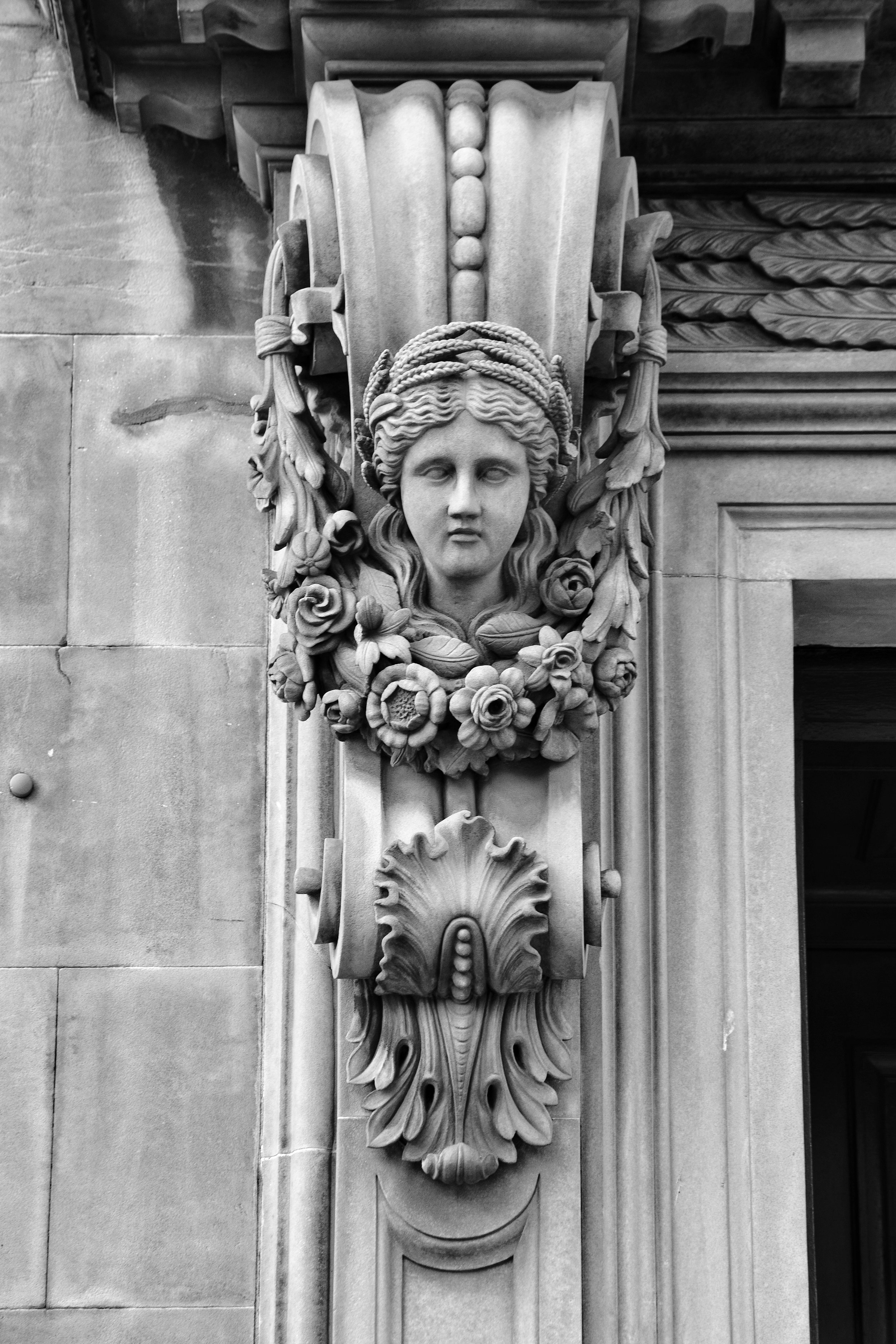 The Stone Lady (The Royal Mile, Edinburgh, Scotland)