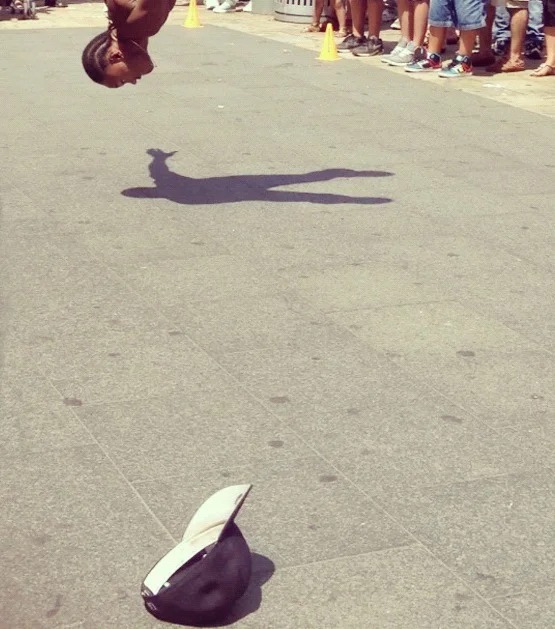 NYC.breakdancer.jpg