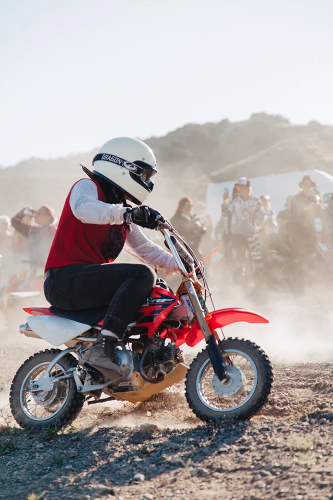 women-motorcyle-dirtbike-camp-female-badass-motorbike-racing-california-oregon-camping-camp-beer-tattoo-09