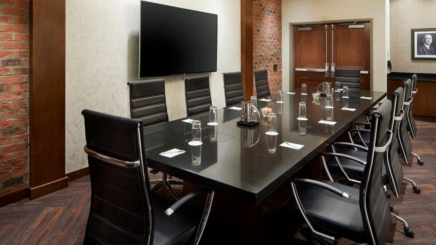 cltft-boardroom-0033-hor-wide.jpg