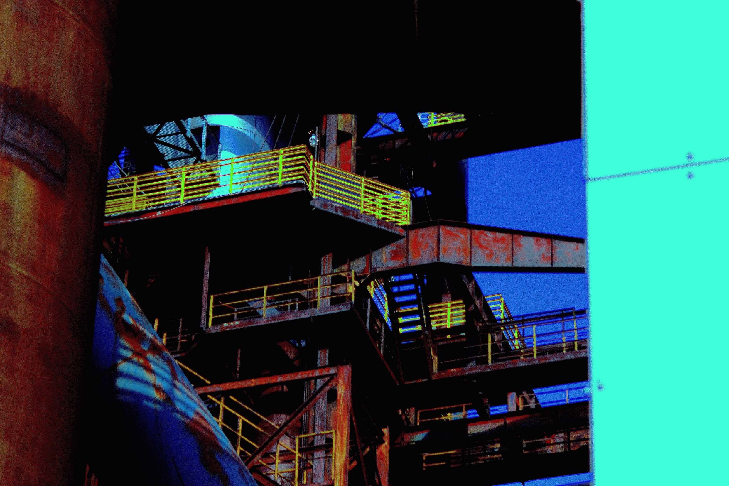 Steeling, Milling and Neon Green