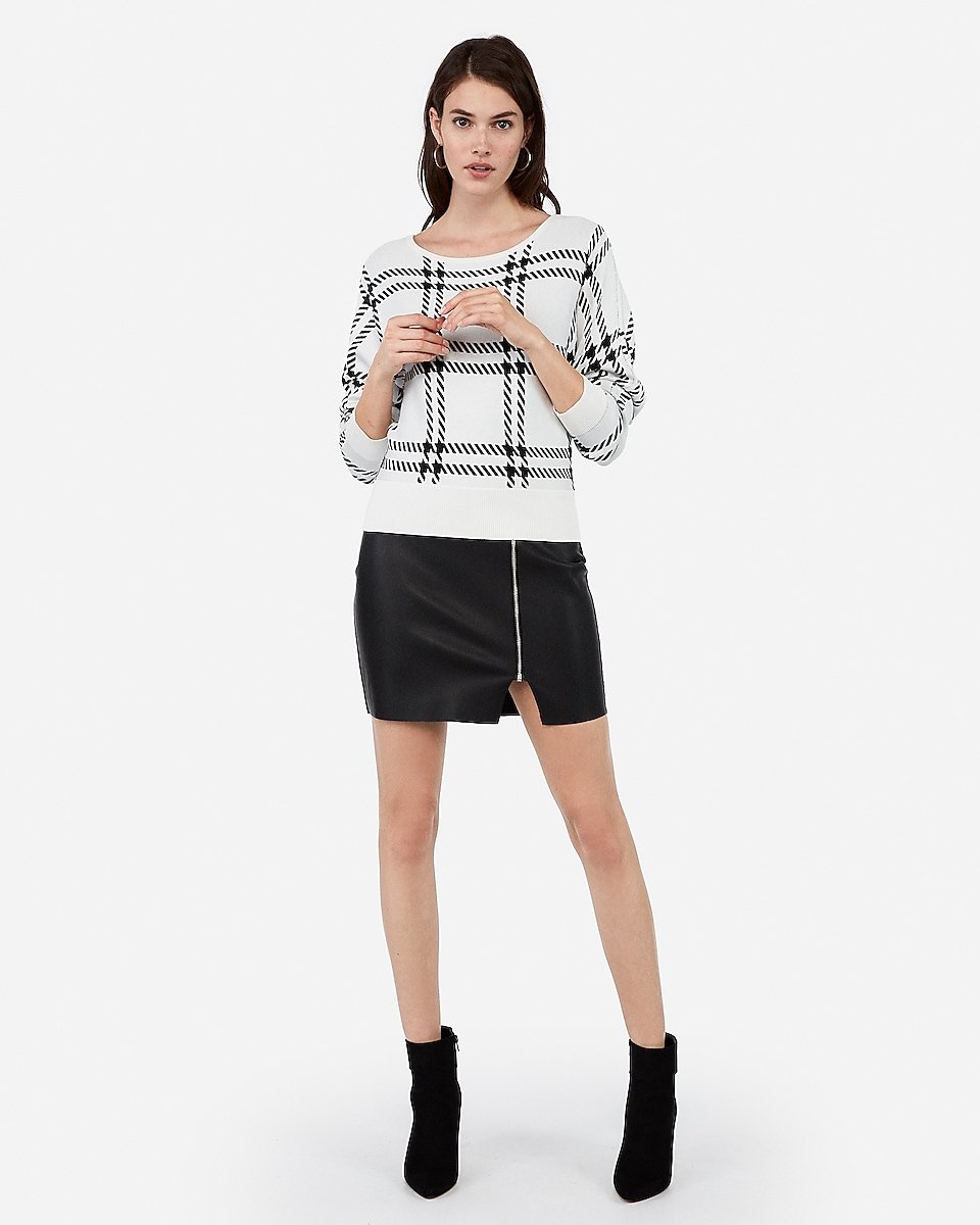  Express - Stylist 