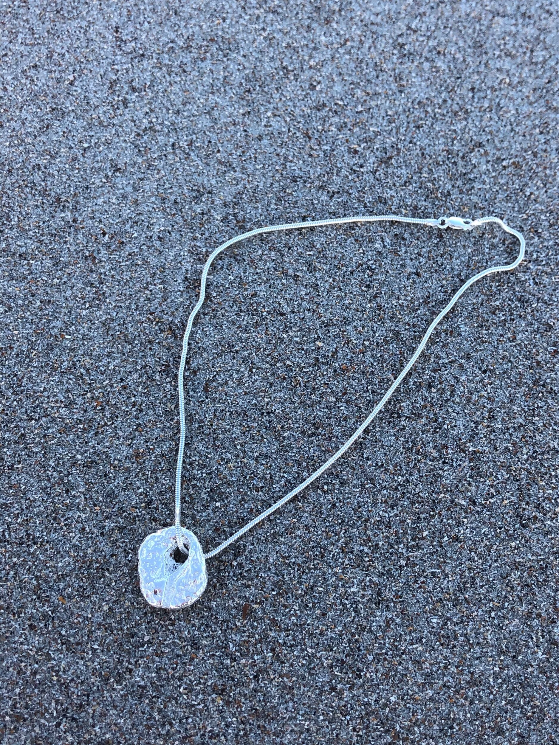 76F07948-9670-4FC8-91A2-4E4559614415