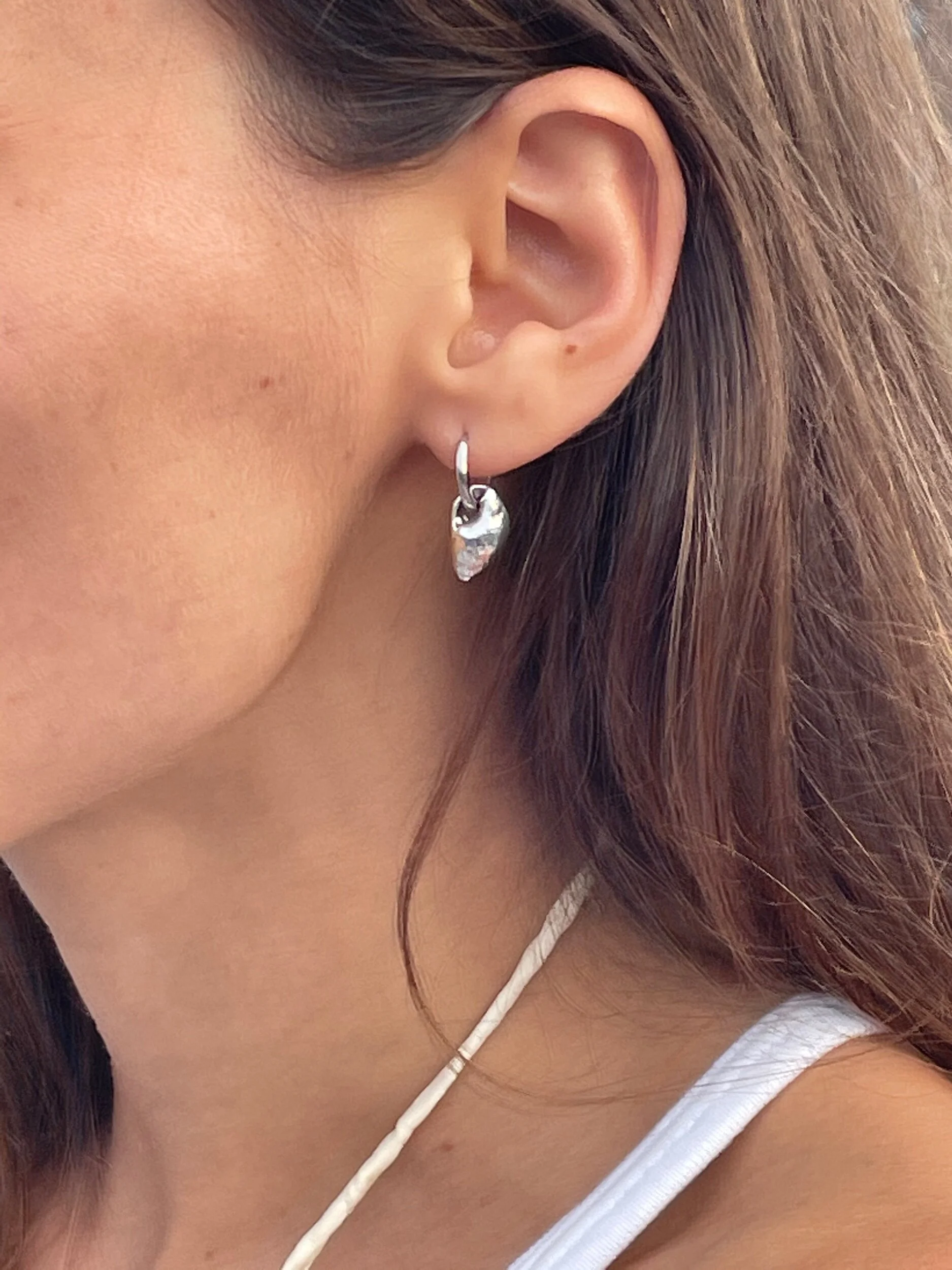 8C62DC50-356B-465D-8408-DAA46187C915