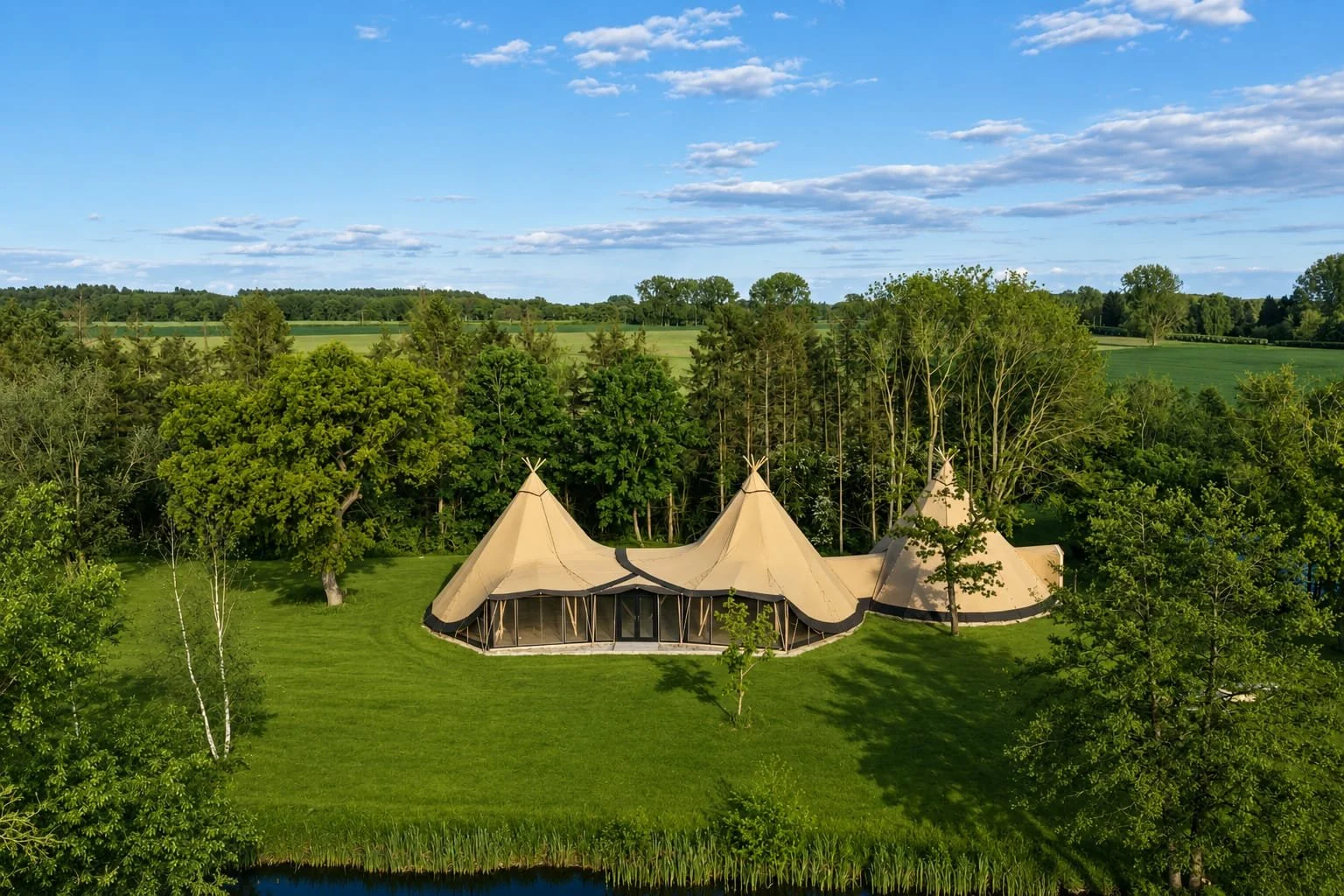 Copy of tipi for banner.jpg