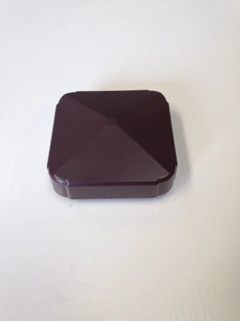 fence cap brown comp.JPG