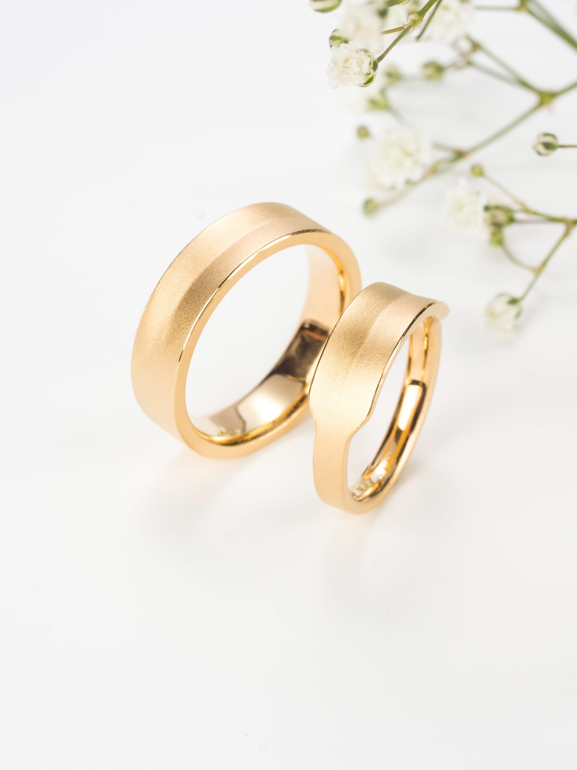 Pair of Wedding Rings No4