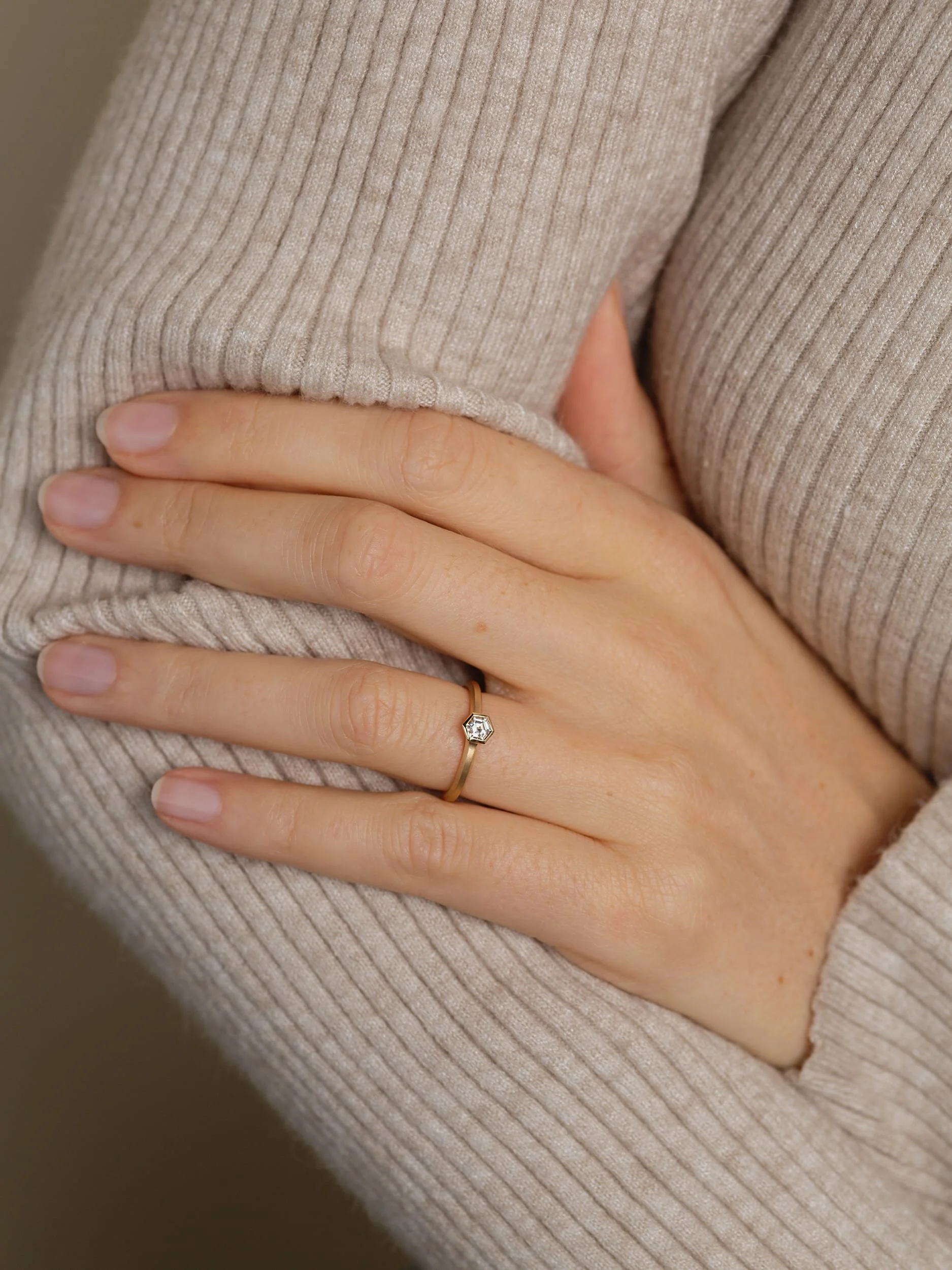 Quite Quiet K1-R7_3.5-SG-D - Transitions Ring No.5 - 3.5mm Hex Lab-Grown Diamond.jpg