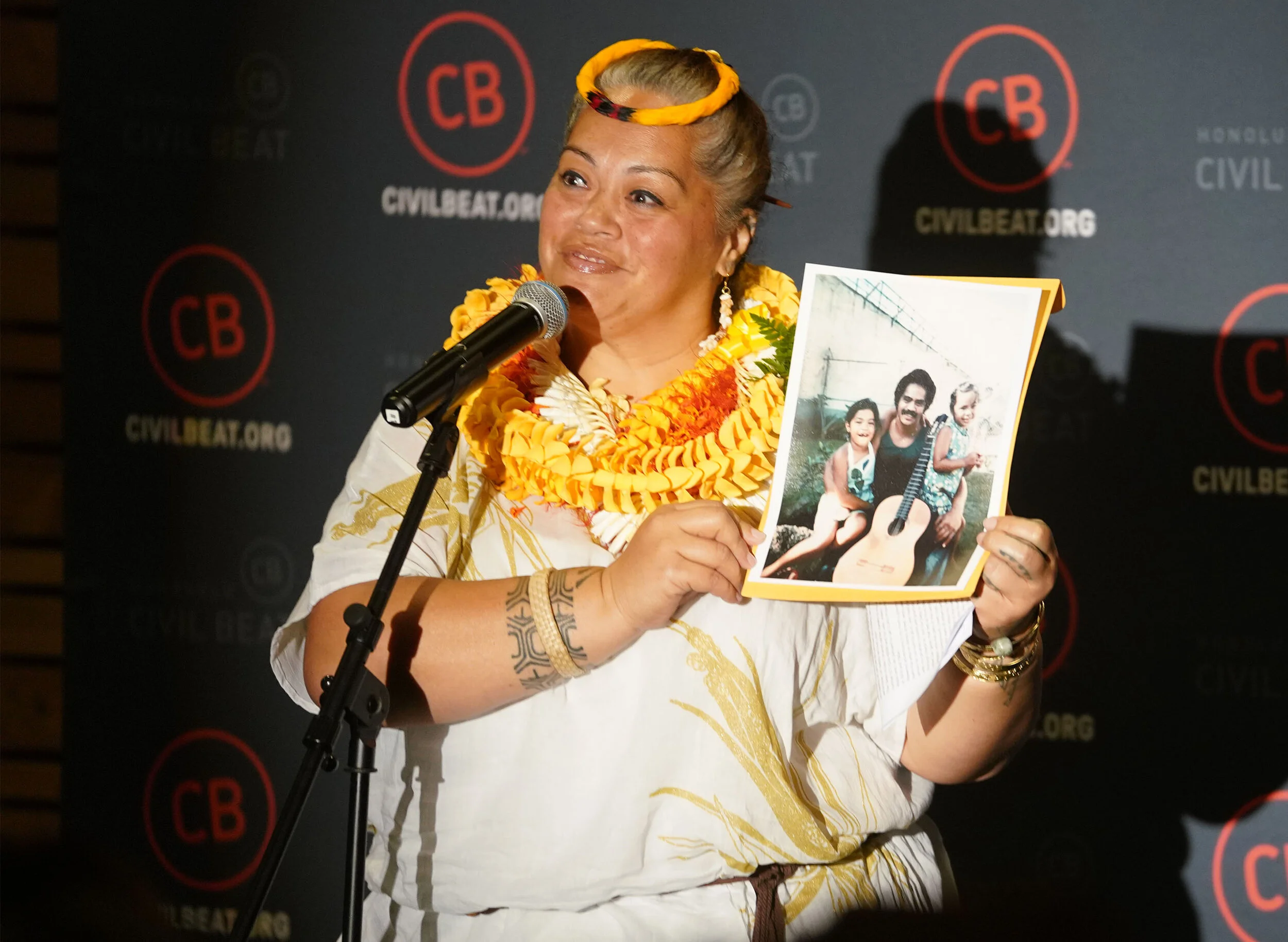 Kameha’ililani Waiau presents at a Civil Beat Hawaii Storytellers event on incarceration