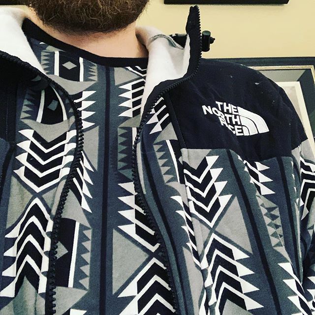 Loving the @northxfaceuk Rage collection. Great colourways and bold Aztec print. Valencia is raining solidly for the 5 days I&rsquo;m here so need the correct garms. #InstaPic #PicOfTheDay #NorthFace #92Rage #CrossTheDj #LondonDj #DjLondon #Dj #Stree