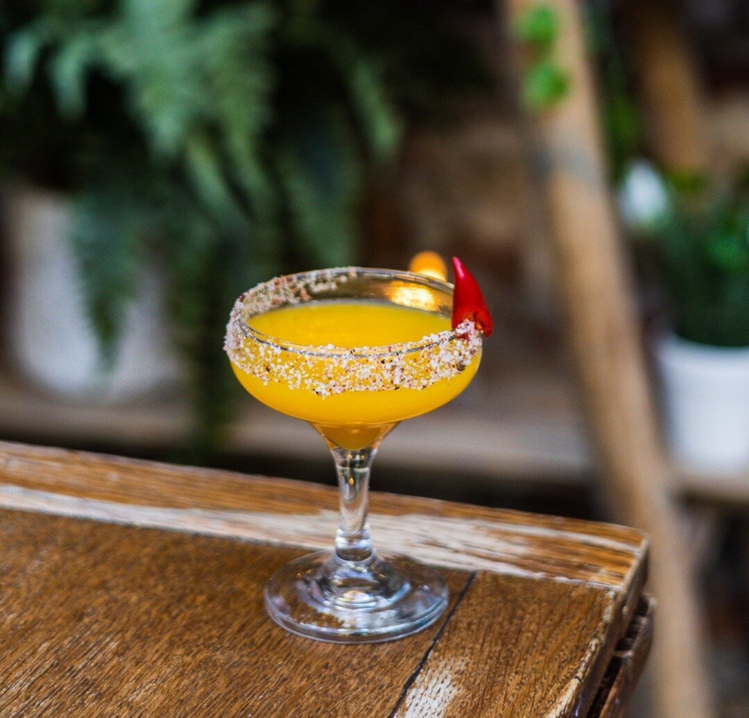 It's Margarita Night tonight! Join us for &pound;6 cocktails all night and try some of our amazing in-house recipes like the Basil &amp; Ginger Margarita (📷)

Give us a call or send us an email to book in now!
☎️0208 815 1793
💻reservations@victoria