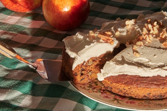 Cashew cake for Nottingham nutritionist