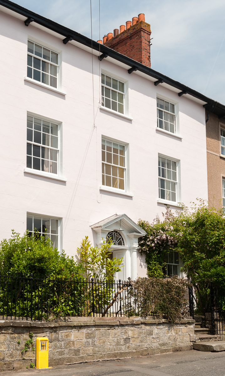 9 The Square, Kington