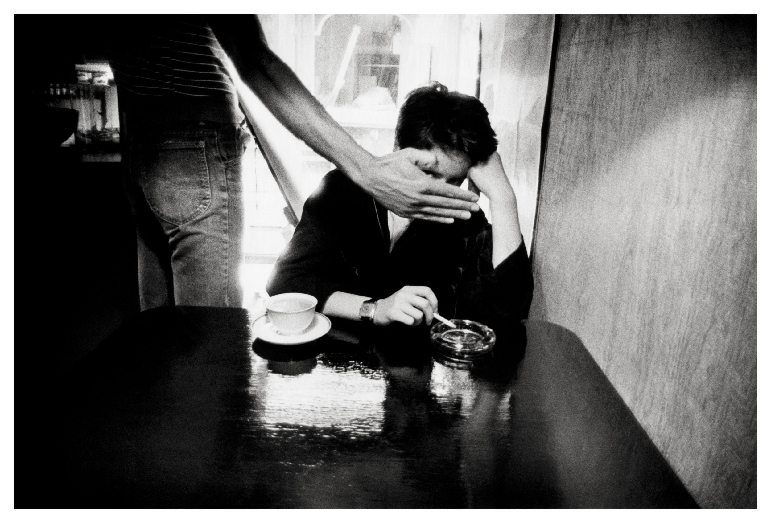  Coffee and cigarettes with my friend, the photographer, Colette Valli, in 1979 in North Beach. Stanley Greene © Noorimages 