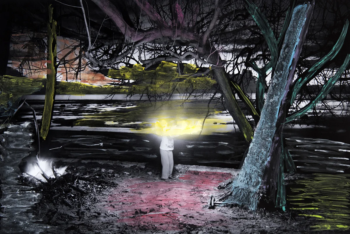 June 2016, A Pingelapese child is playing with fire. On the island they burn all the trash. At the same time, holding and moving around a burning branch is good to keep the mosquitos away. An achromatopic picture-painting, filled in with watercolorpaint by someone with achromatopic vision.