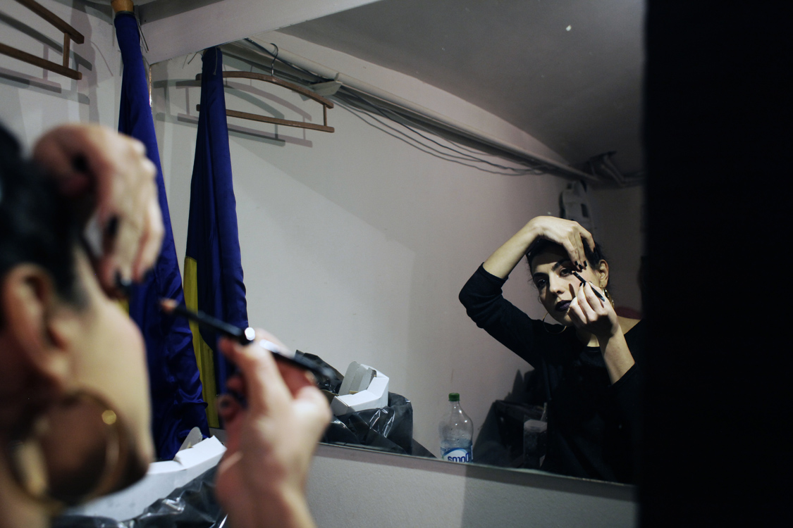  Mihaela Drăgan applies make-up before a show at Green Hours Jazz Caffee in Bucharest, Romania, on February 5th, 2016. 
 