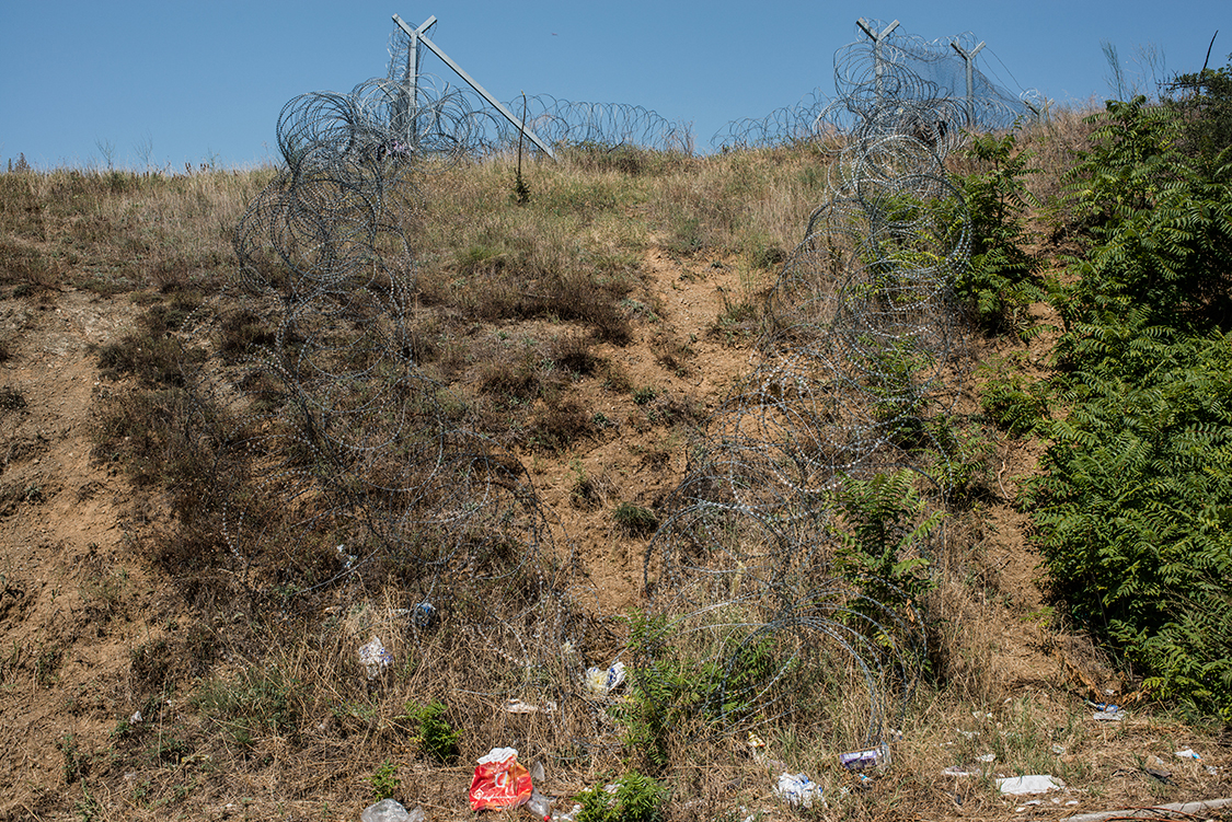 border fence between Greece and Macedonia