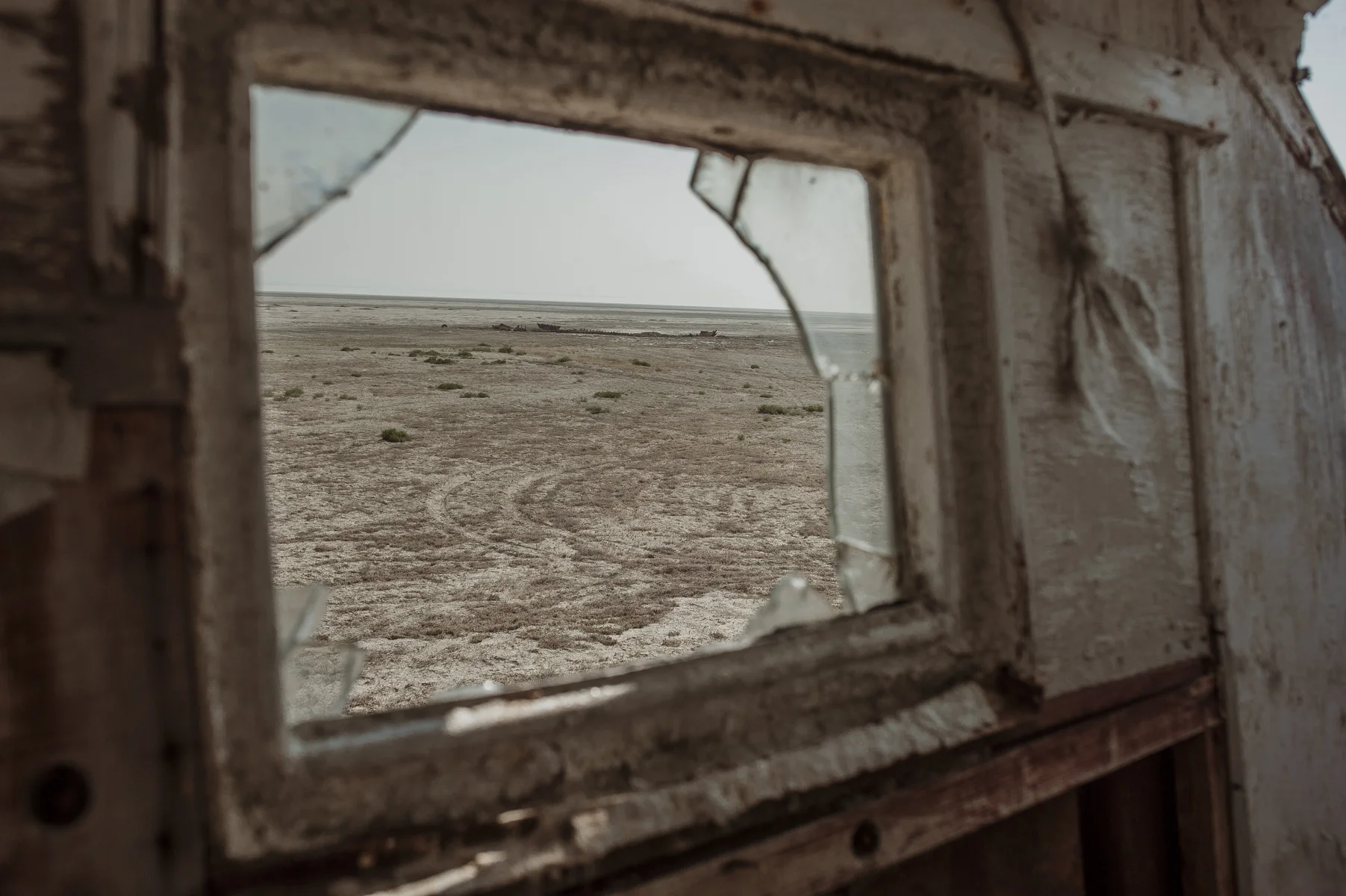 6 Ongarbayev_the former sea6.JPG