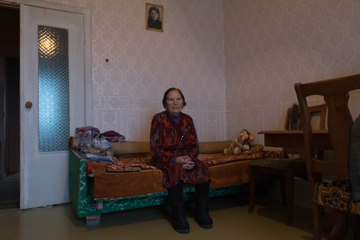  Antonia Novosad served as a political prisoner a 10 year sentence in a gulag camp in Kolyma. Her brother and fiancee were executed. After her release she returned to her family in the Ukraine, but she couldn’t settle here anymore. She decided to ret