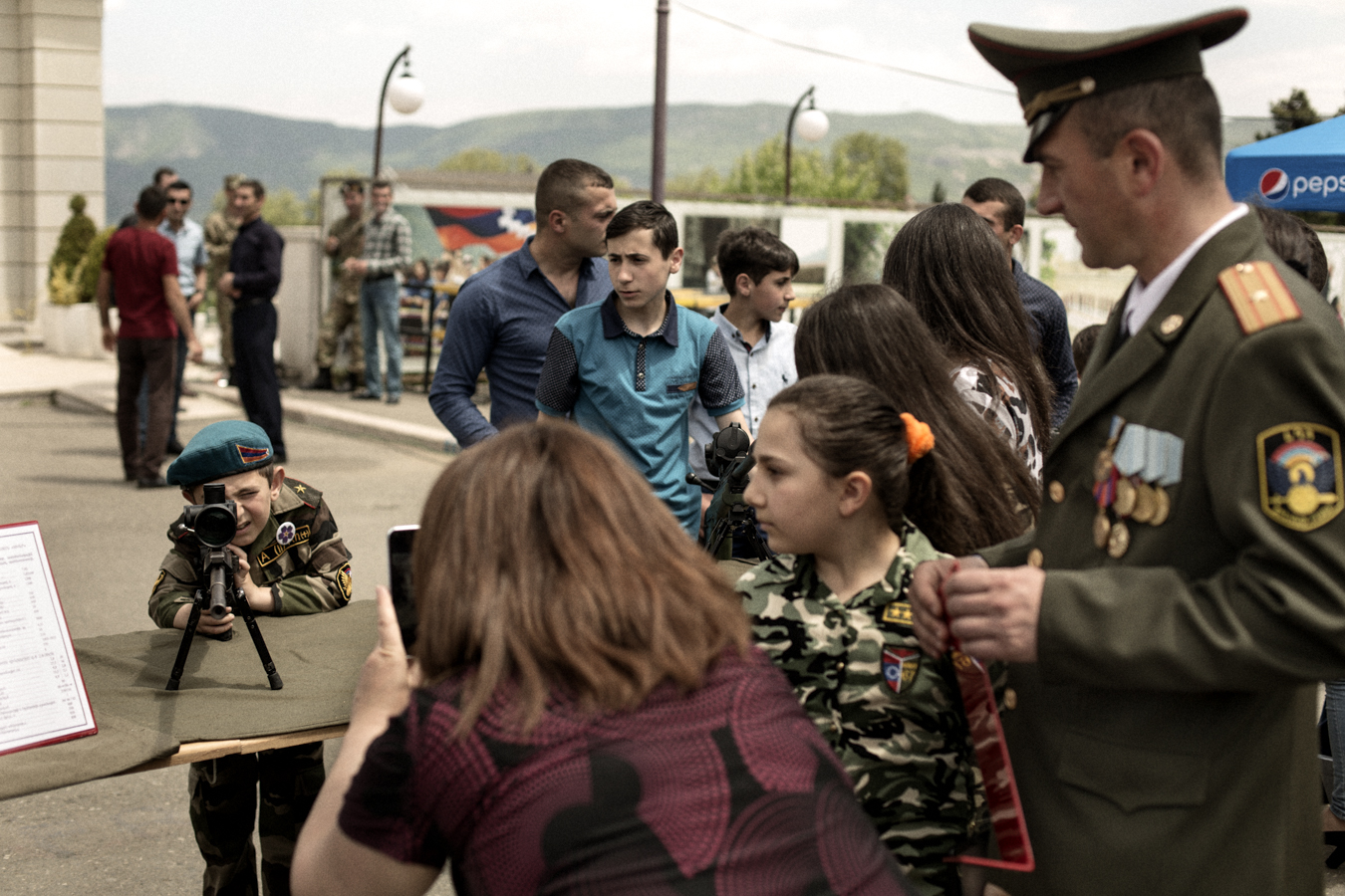  The last border Project.
This story is about a fight between dreams and reality. The fight of some young Armenians born during war (1988-1994) that against all odds have decided to come back to their motherland Nagorno-Karabakh Republic (NKR) to bui