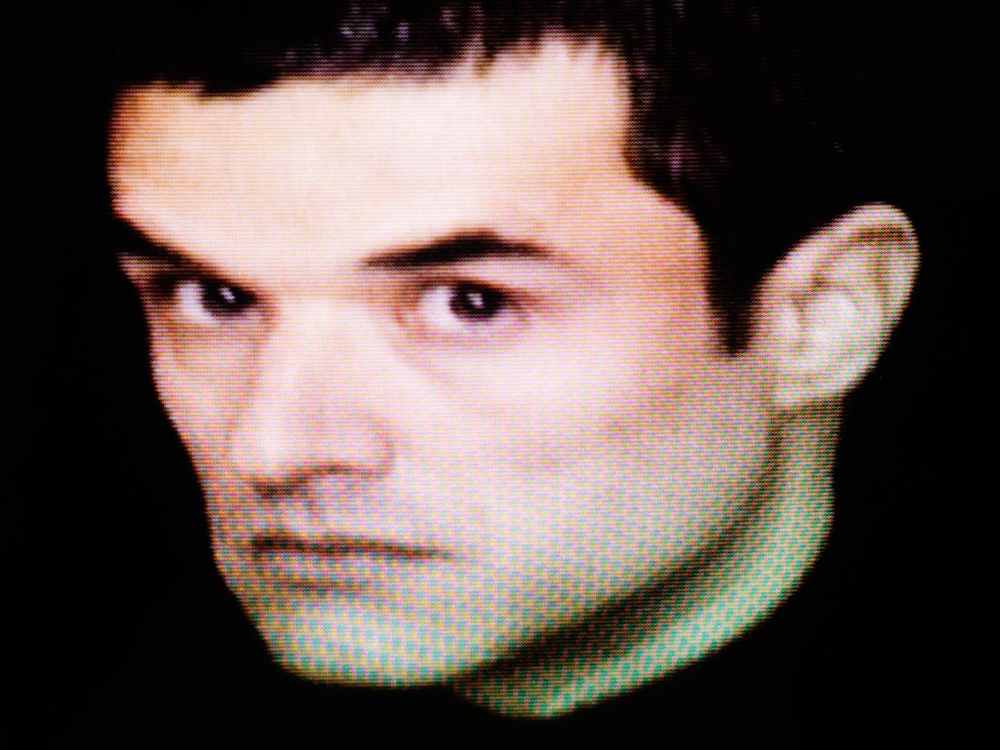  Matteo Boe, screenshot from news broadcast (1994) 