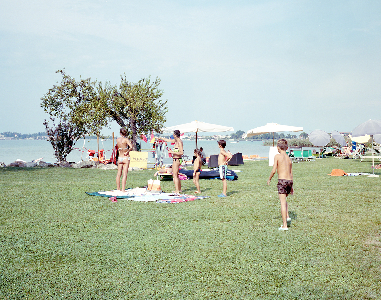  Colombare, 2017, Italy
Families during the last days of summer holidays on the shores of the lake in Colombare 