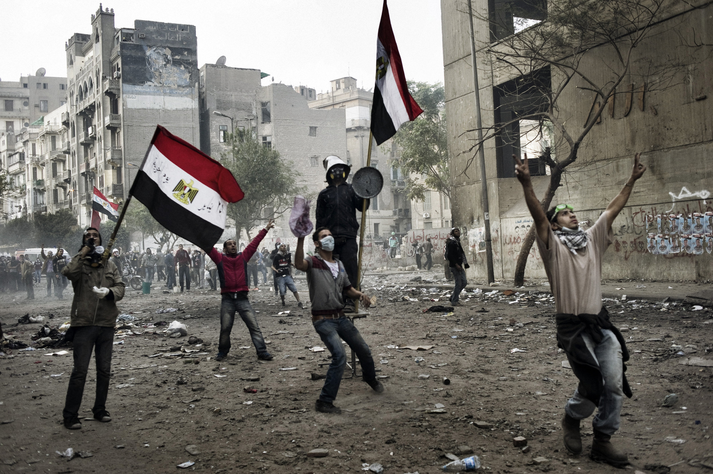  Cairo Egypt November 23, 2011:The battle zone along Mohamed Mahmoud street in Cairo, November 23, 2011. 