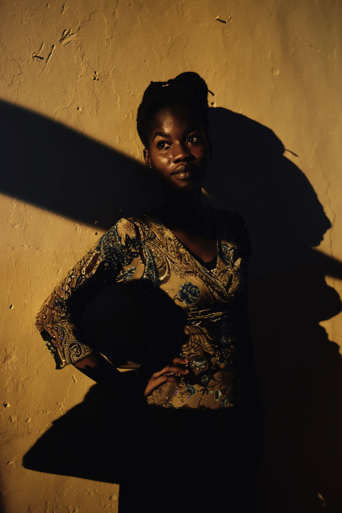  Ghana, Busua, 01 November 2015

Portrait of a young girl. Busua is a beach resort and fishing village in the Ahanta West District of the Western Region in Ghana.

Benedicte Kurzen / NOOR 