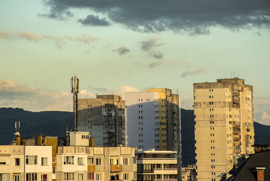 02_Spasiyana Sergieva_The buildings light up.jpg