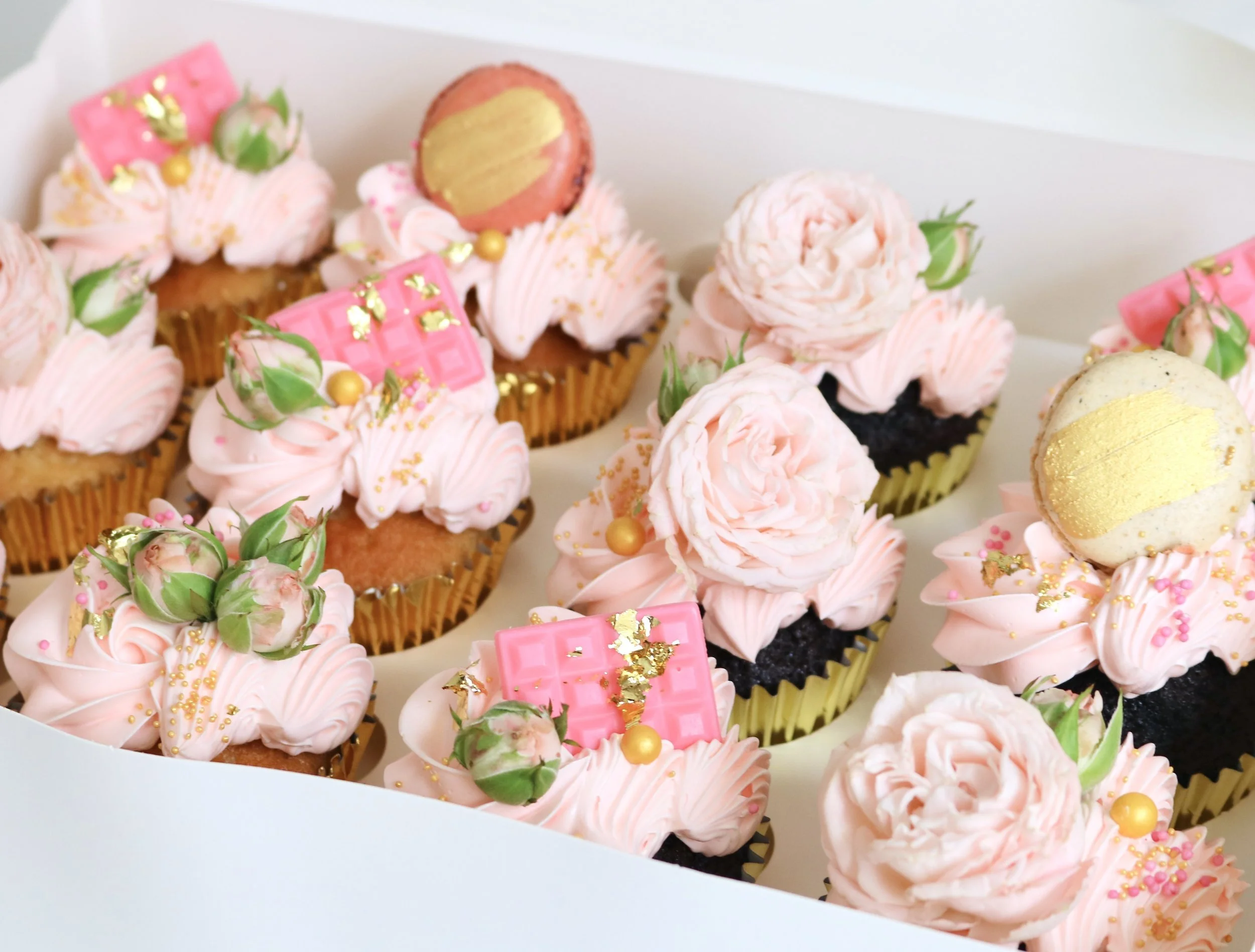 Luxury Floral Cupcakes