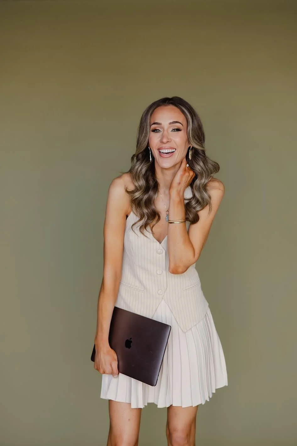 From Corporate E-Commerce to an 8-Figure Etsy Empire: How Dylan Jahrus Built a Scalable Business from a Side Hustle