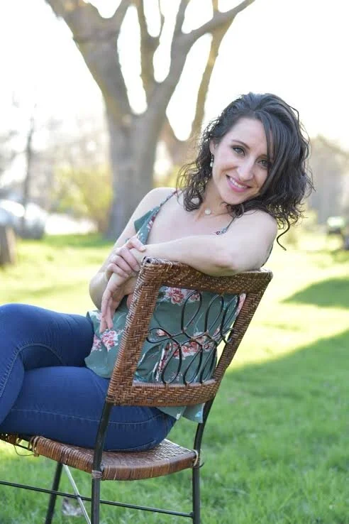"I make sure to work on things that are aligned with my goals and make me happy" with Emmy Hernandez