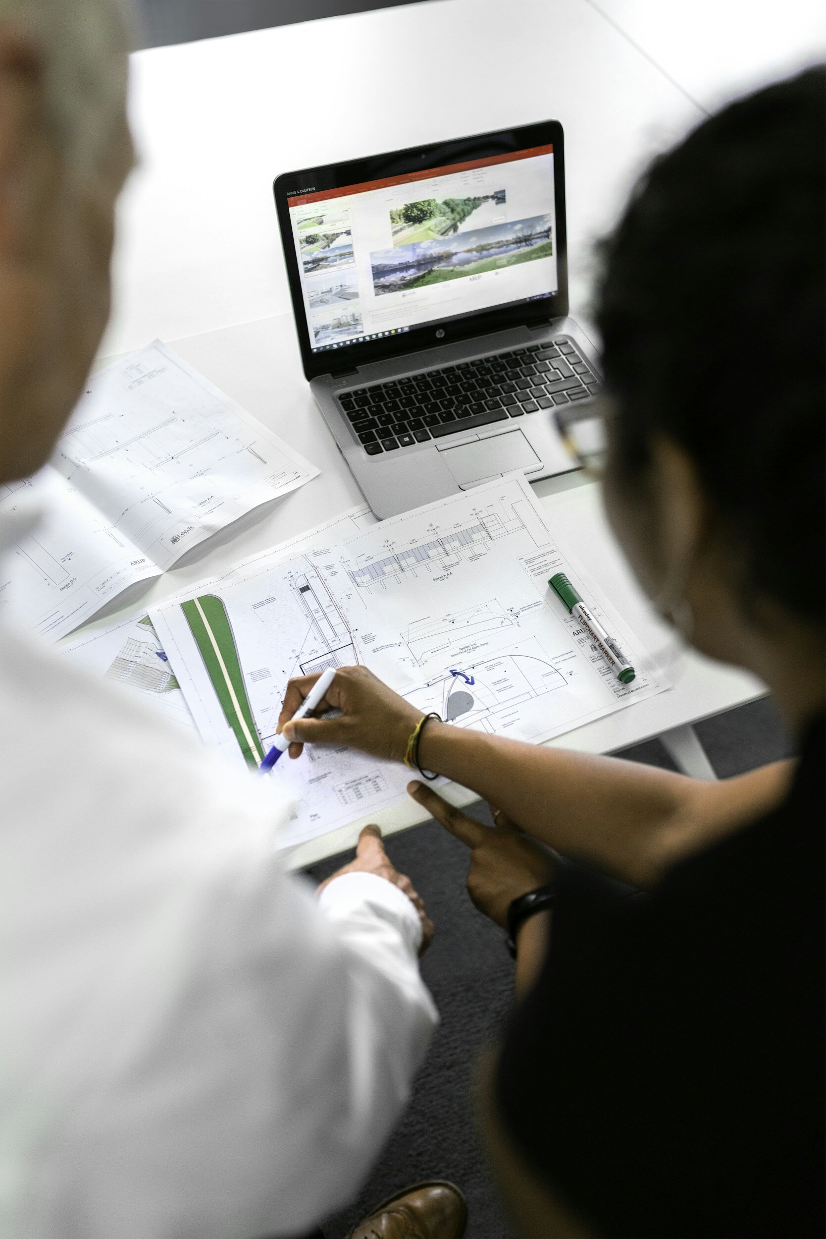 5 Reasons Why Your Small Business Needs Visitor Management Software