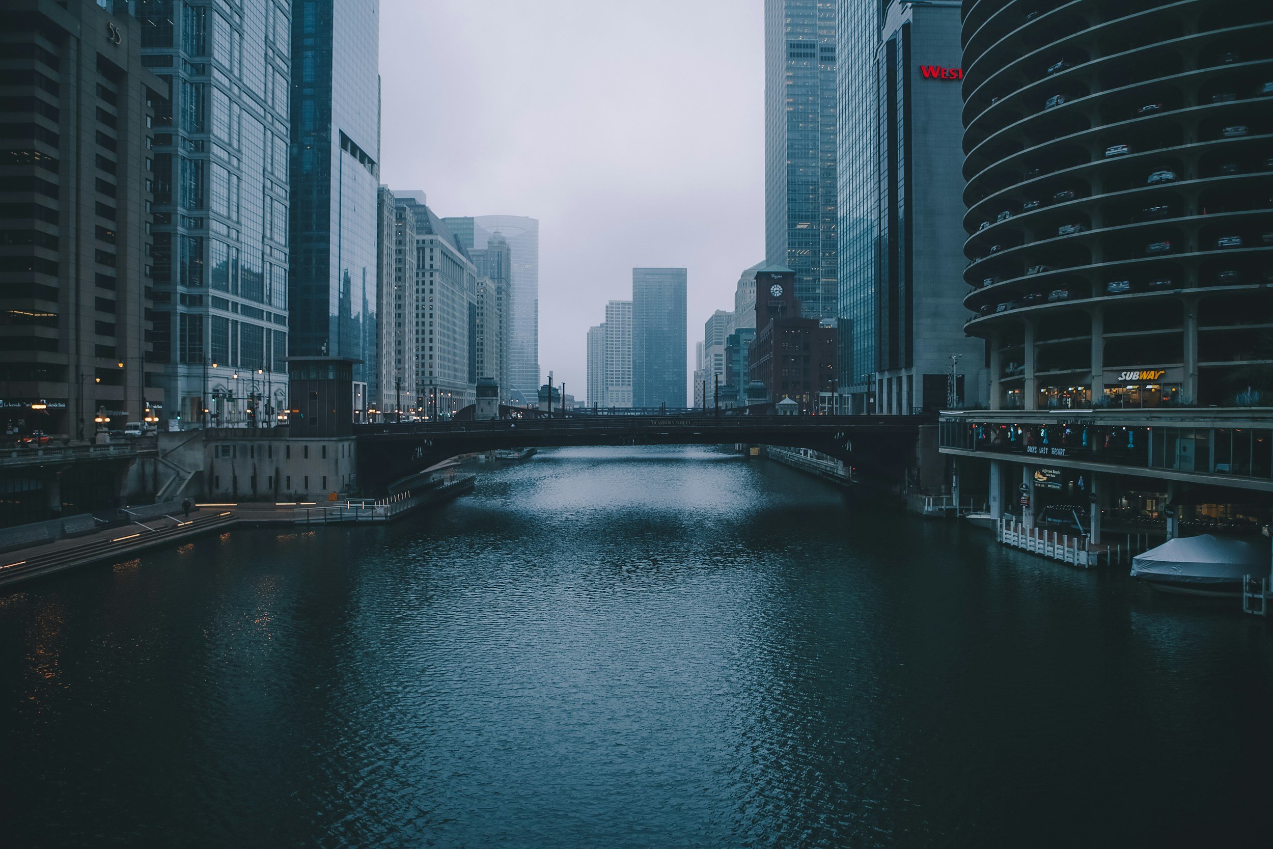 Enhancing Your Chicago Trip with Unique Waterfront Experiences