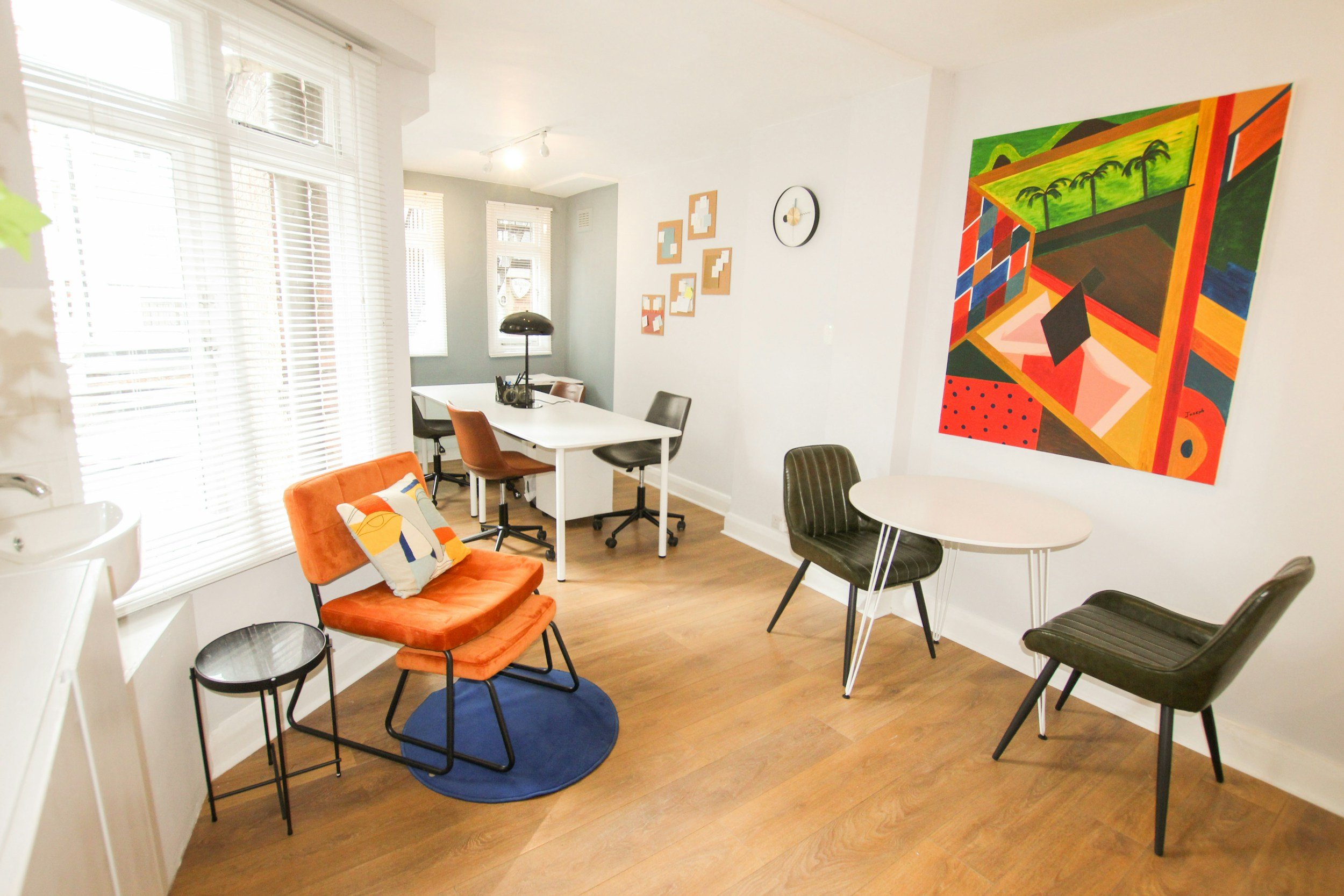 3 Essentials For a Great Office Environment For You & Employees