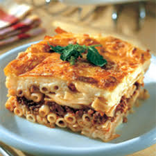 Pastitsio (Besamel with makaroni and cow meat)