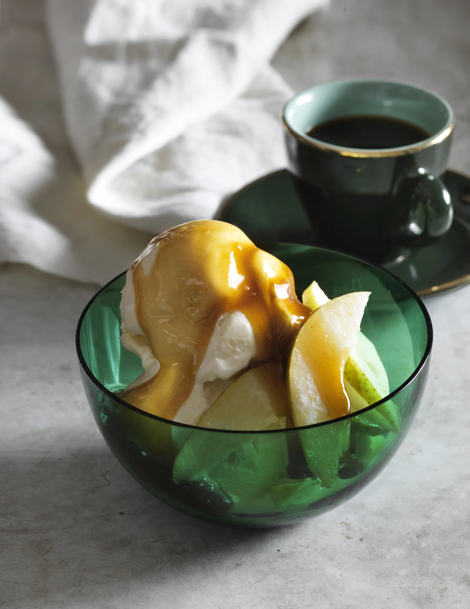 CLX100112WELLpears03.jpg