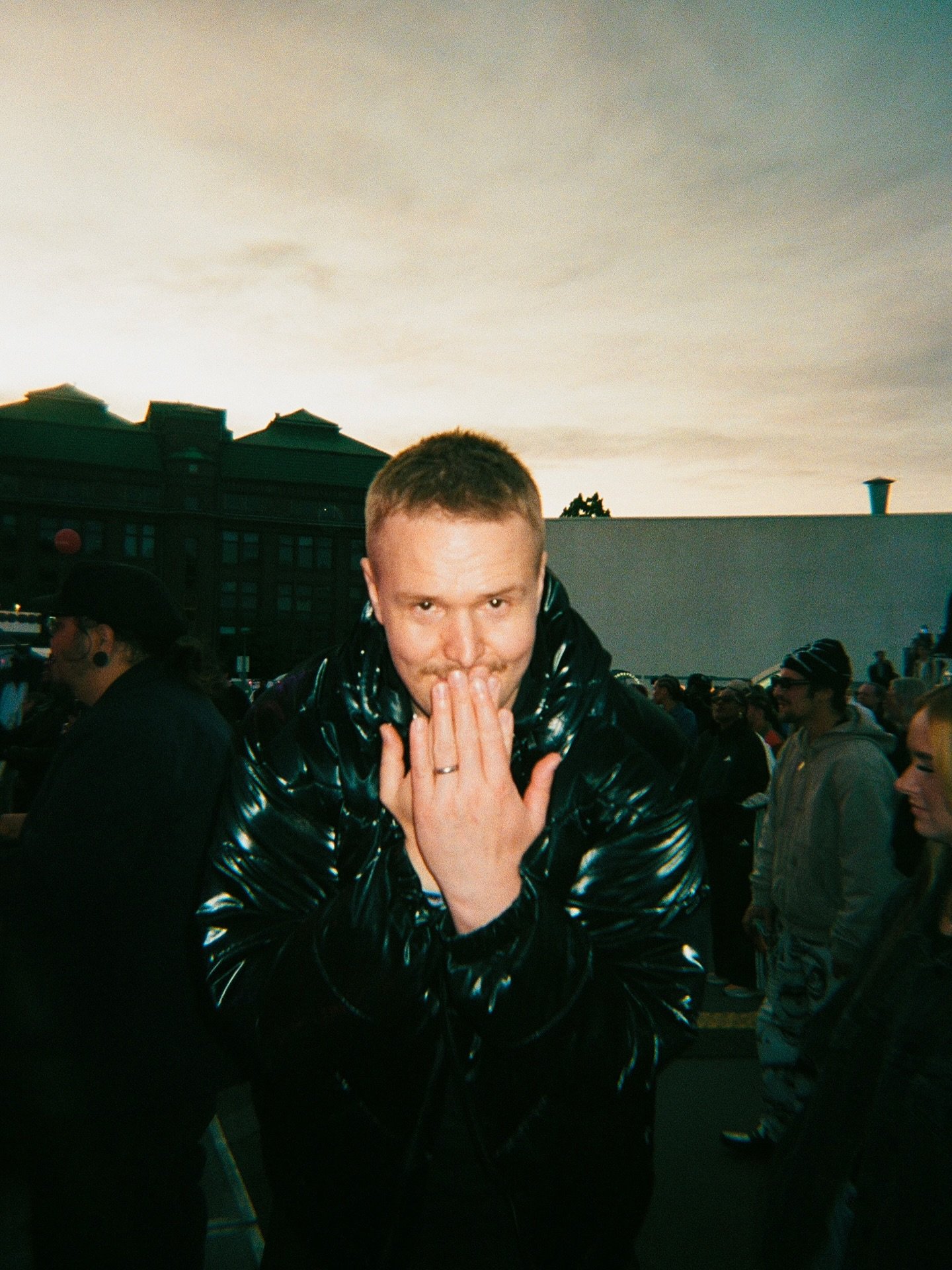 SATTTTT @HELSINKIPRIDE KULKUE SENAATINTORI 12:00

FINAL FLOAT @nxgtgms @rovio @metacoregames #supercell

I BELIEVE IN U

💞💞

28.06. @ Helsinki, Pride (Kulkue)
28.06. @ Porvoo, Private 
04.07. @ Helsinki, Haave
06.07. @ Turku, Samppalinna
12.07. @ H