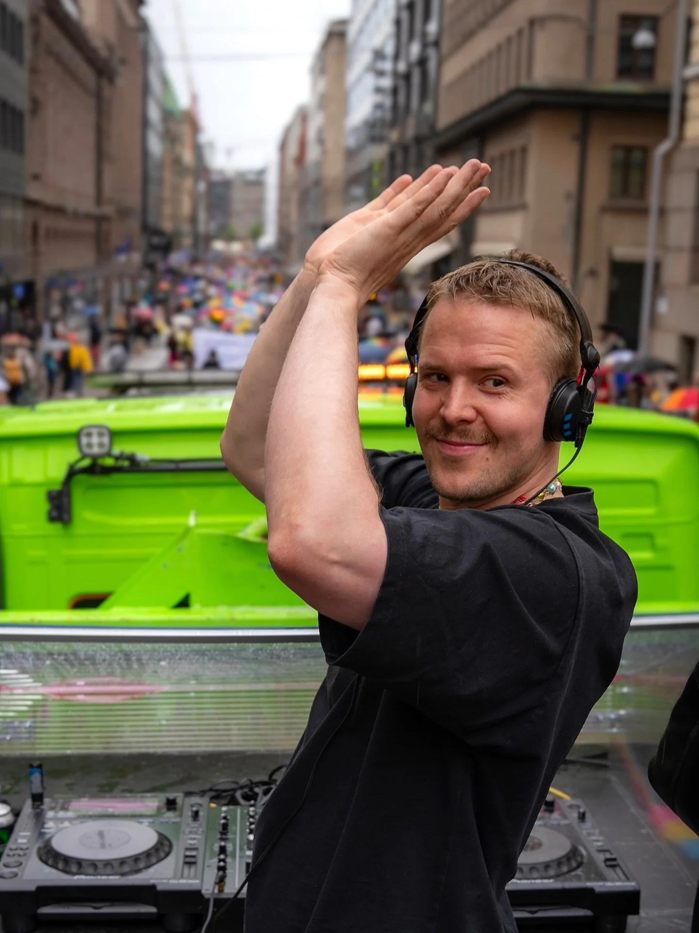 kiitos 2025-2025

my 15th year of fulltime fuckaroundery ❤️ 

some of you have been along for the ride since the beginning, many newer, especially this year. i&rsquo;m so grateful for all of you and to new friends around the🔄 

feels like it&rsquo;s