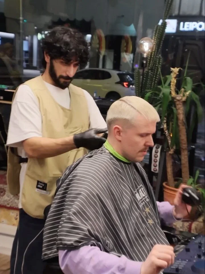 had to be done 🧖🏼&zwj;♂️ full vid on youtube

❤️ @soundroom.live @originalsturku @zikiwiki.cactus @nordiclightskin @data.lex @kummallinen.kaktus @sorsaiiro