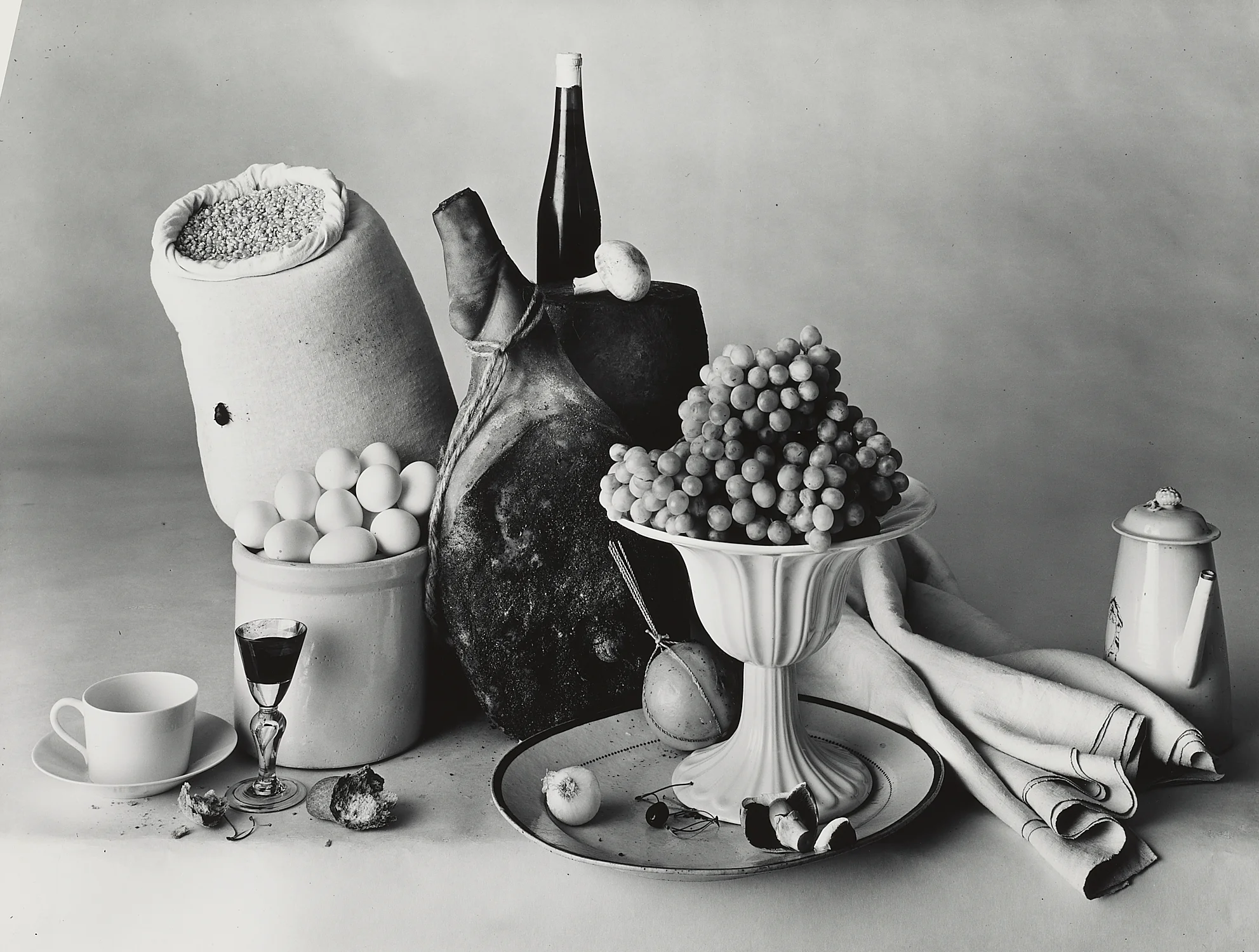 Irving Penn, New York Still Life , 1947. Gelatin silver print. © Condé Nast