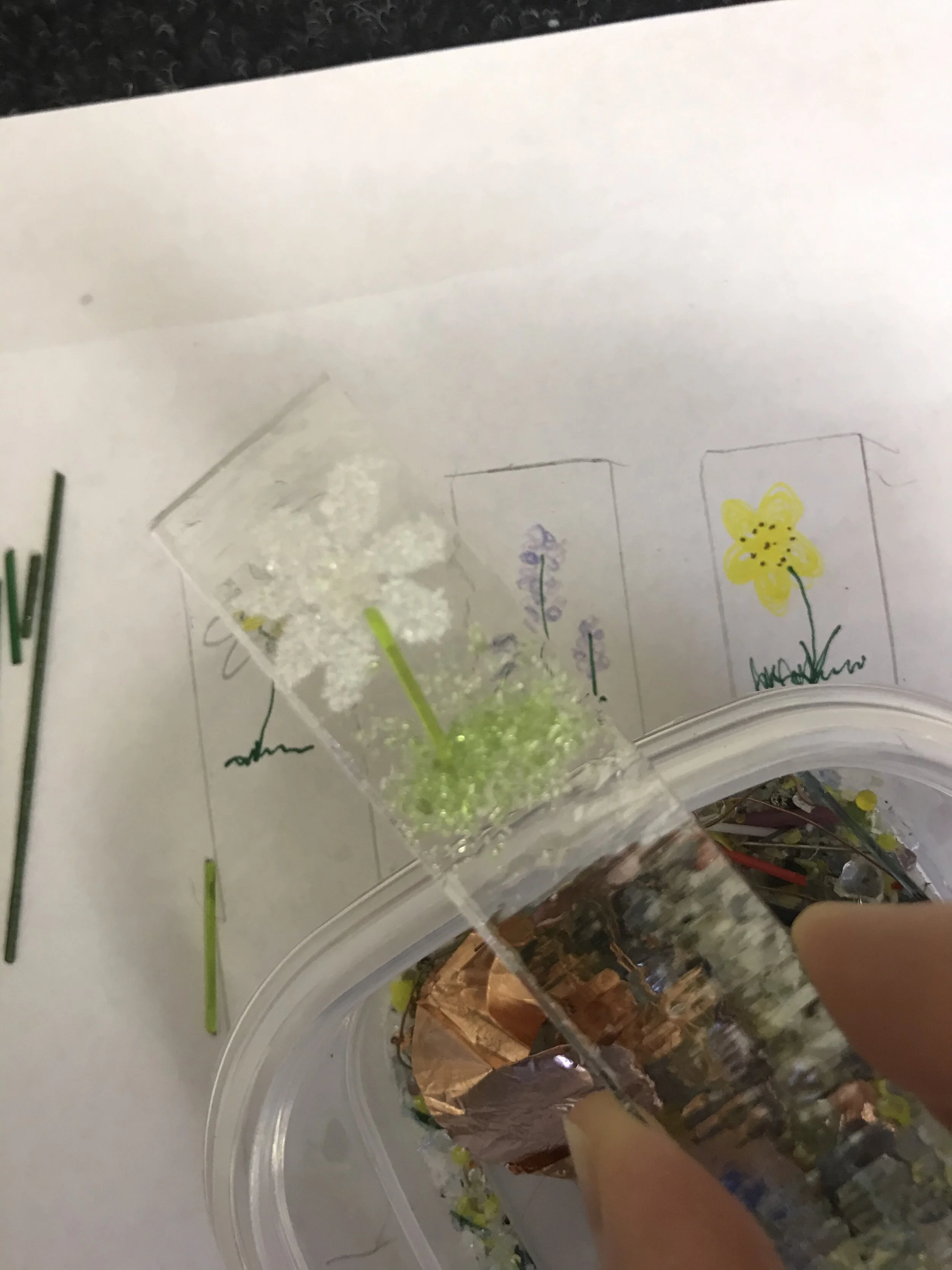 Fine frits - Naomi's Glass Class