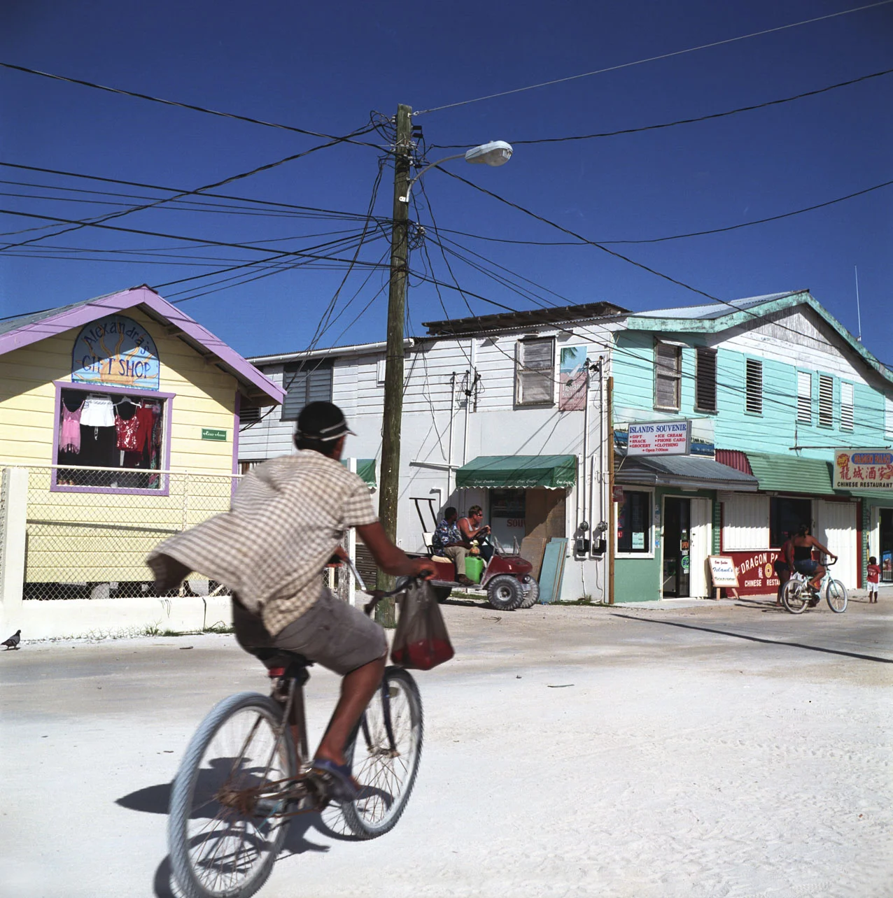 Caye_Caulker-01.jpg