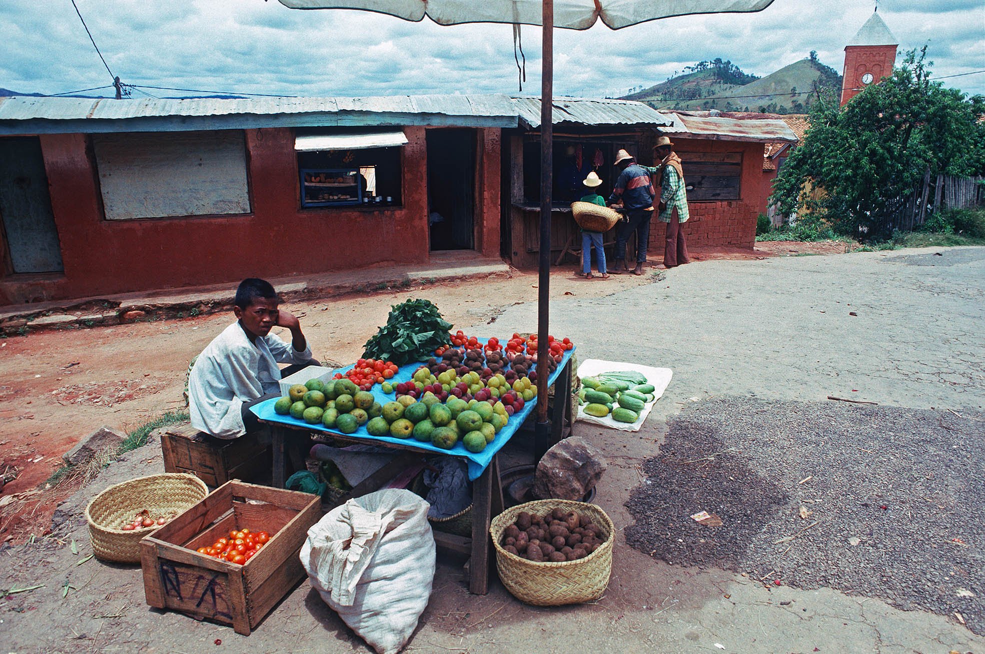 Madagascar_1993_Ambohimanga_Marché.jpg