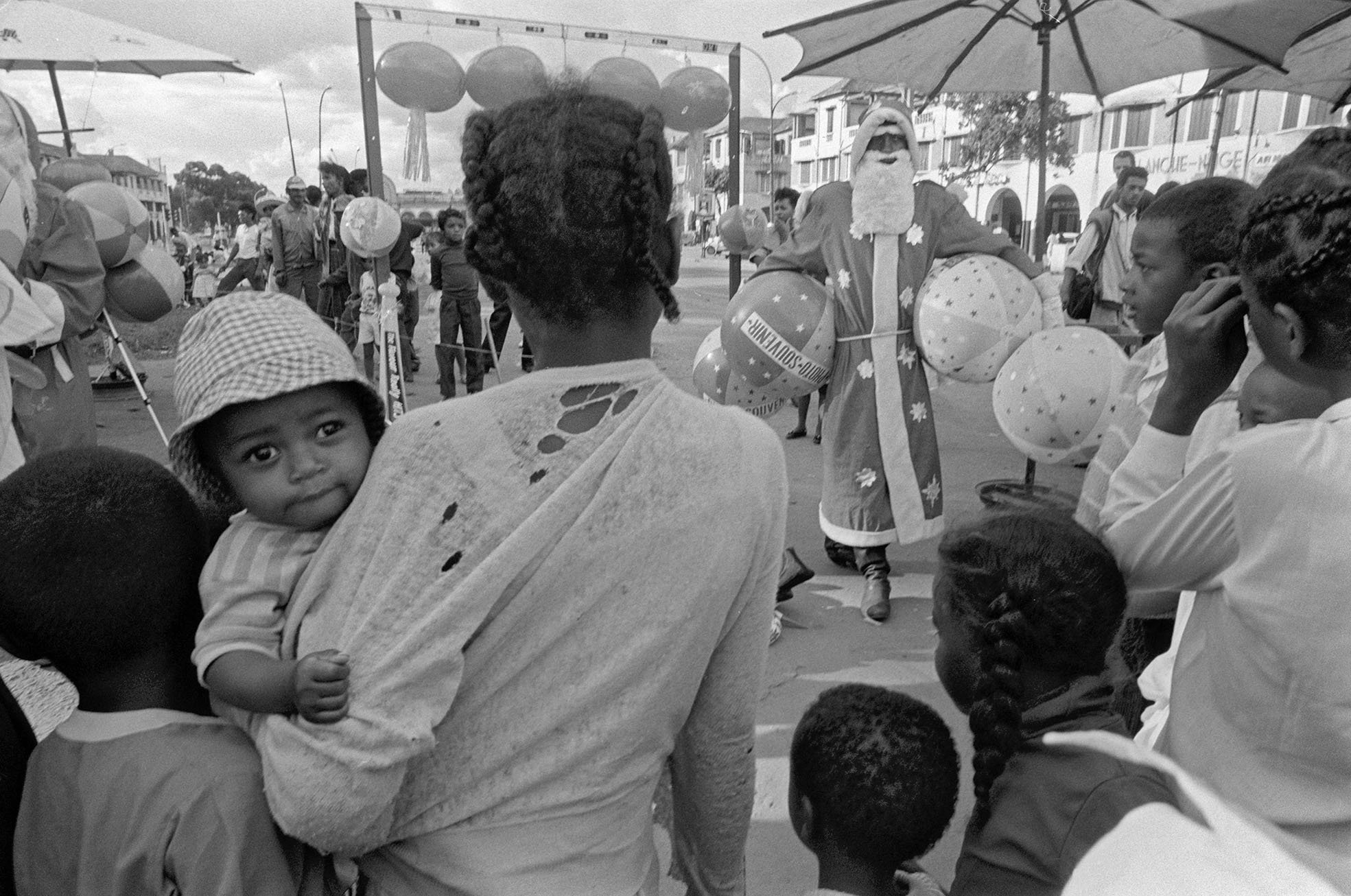 Madagascar_1993_NB_Antananarivo_PèreNoël1.jpg