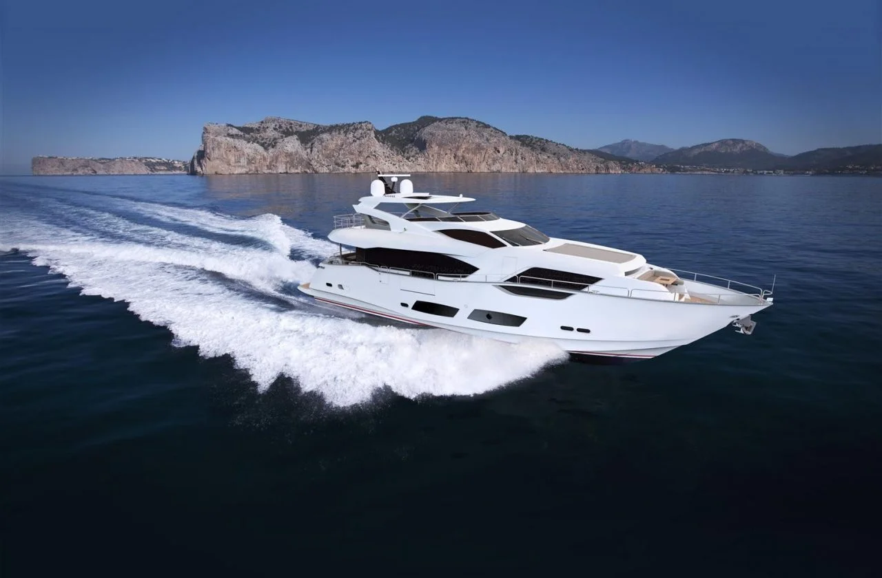 95-Yacht-1-1280x840.jpg