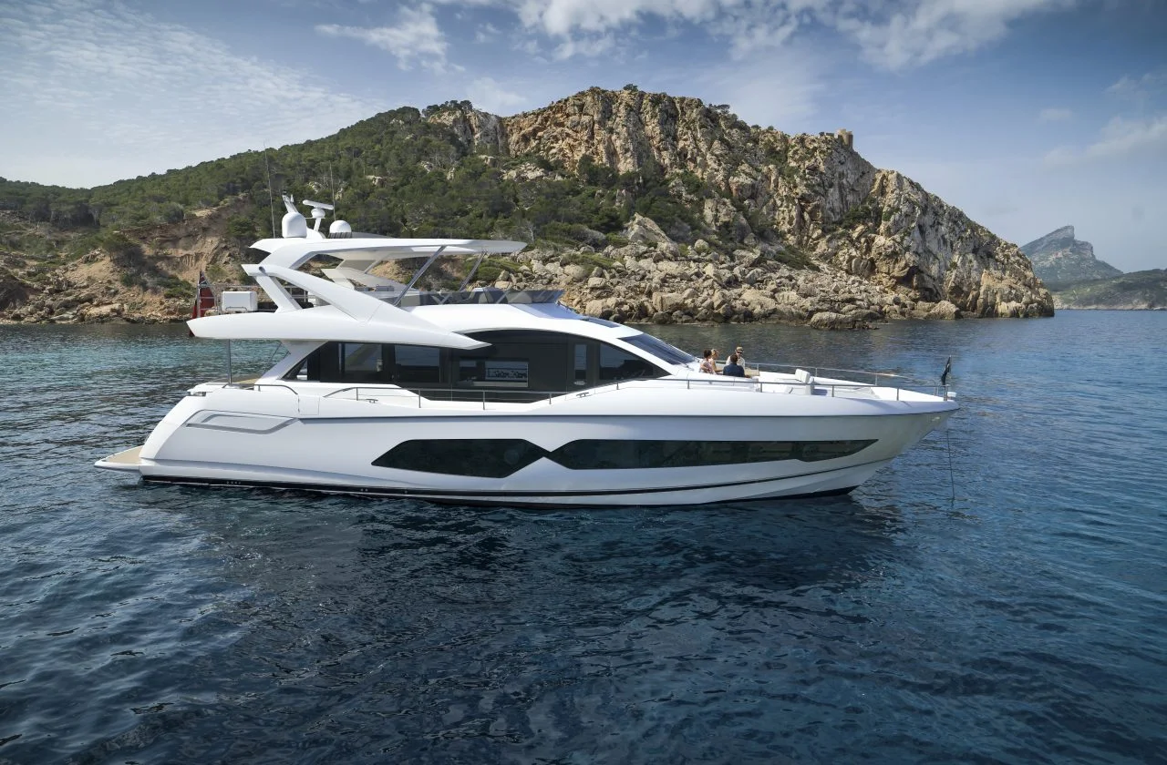 Sunseeker 76 Mooring.jpg