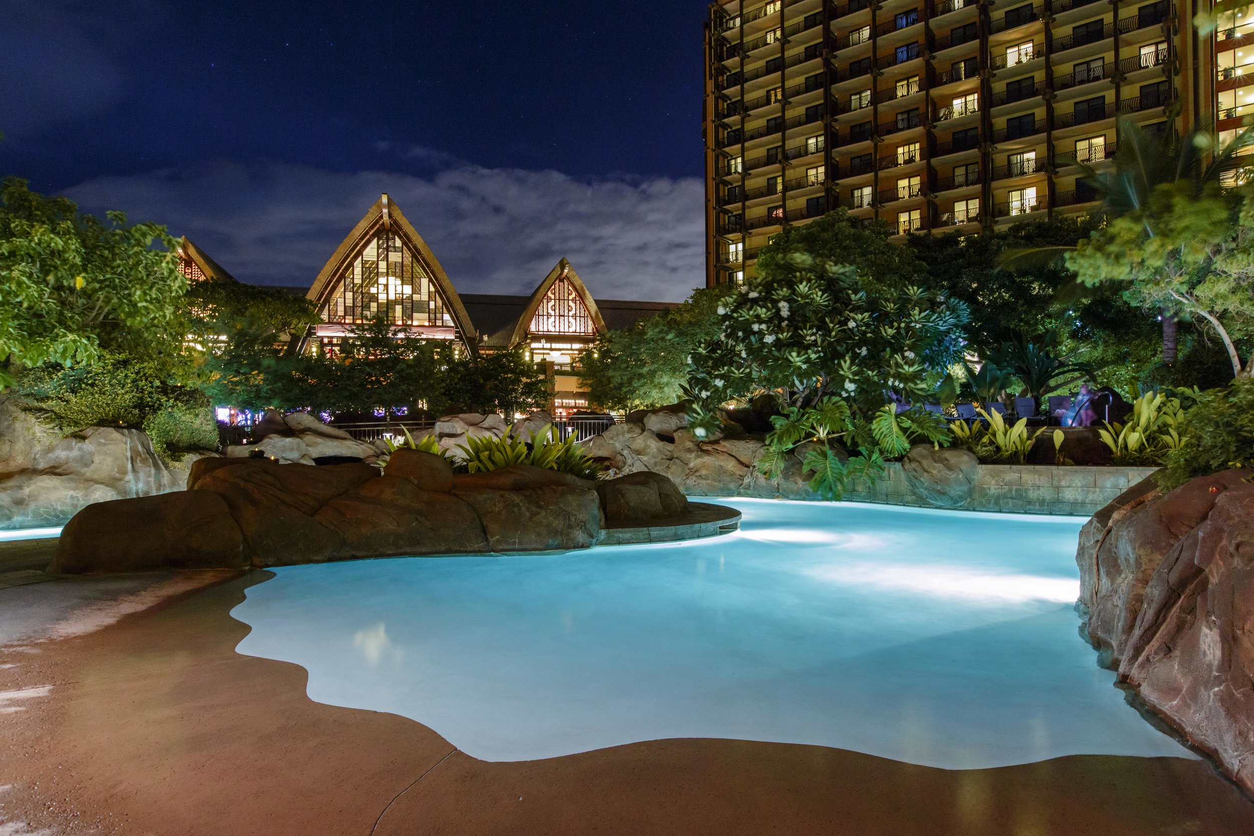 aulani-waikolohe-stream-night-130913-2153.jpg