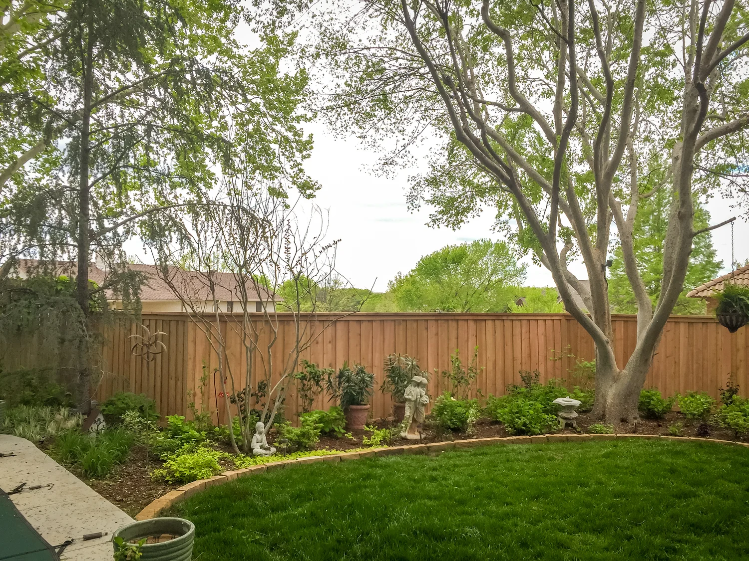 Cedar Fence with Cap and Trim